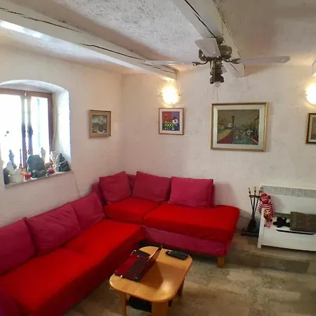 Tatil Evi Cosy Artistic Stone House Vrsar